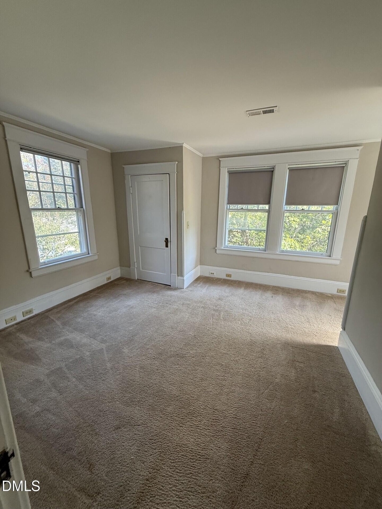 114 E Park Drive - Photo 33