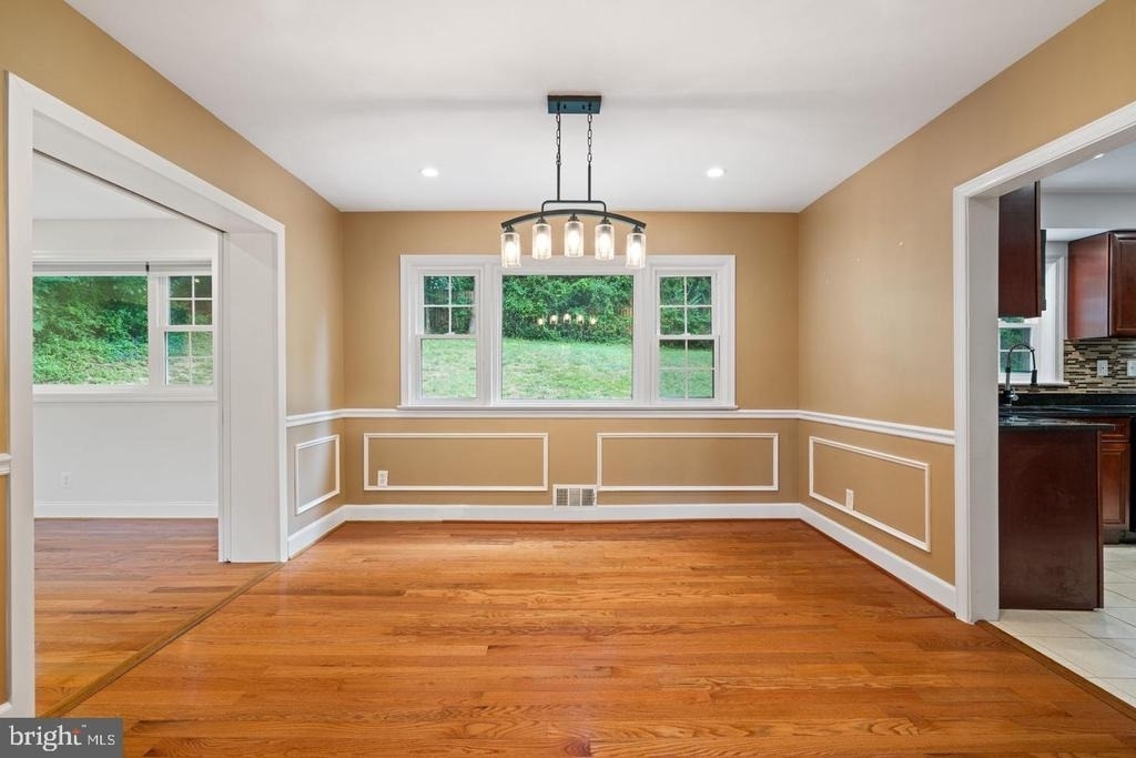 709 E Broad Street - Photo 6