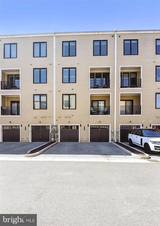 2409 Richmond Highway - Photo 28