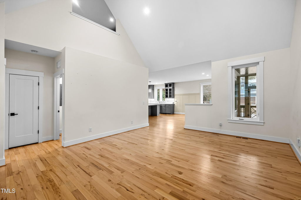 917 S Blount Street - Photo 3