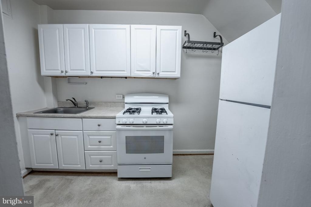 529 N Payne Street - Photo 2