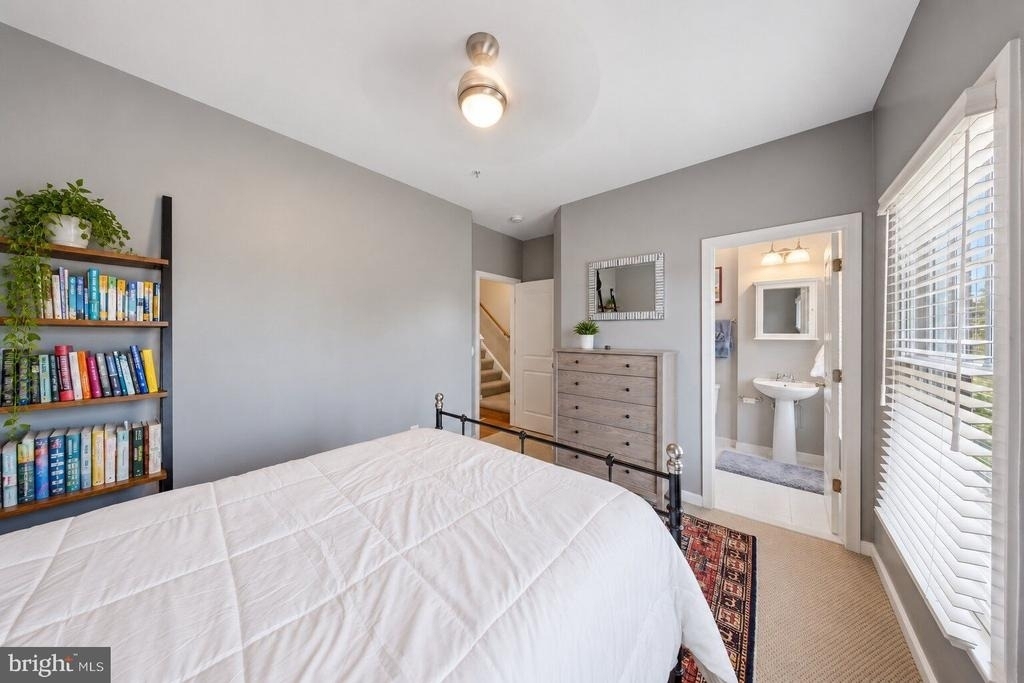 912 N Alfred Street - Photo 26