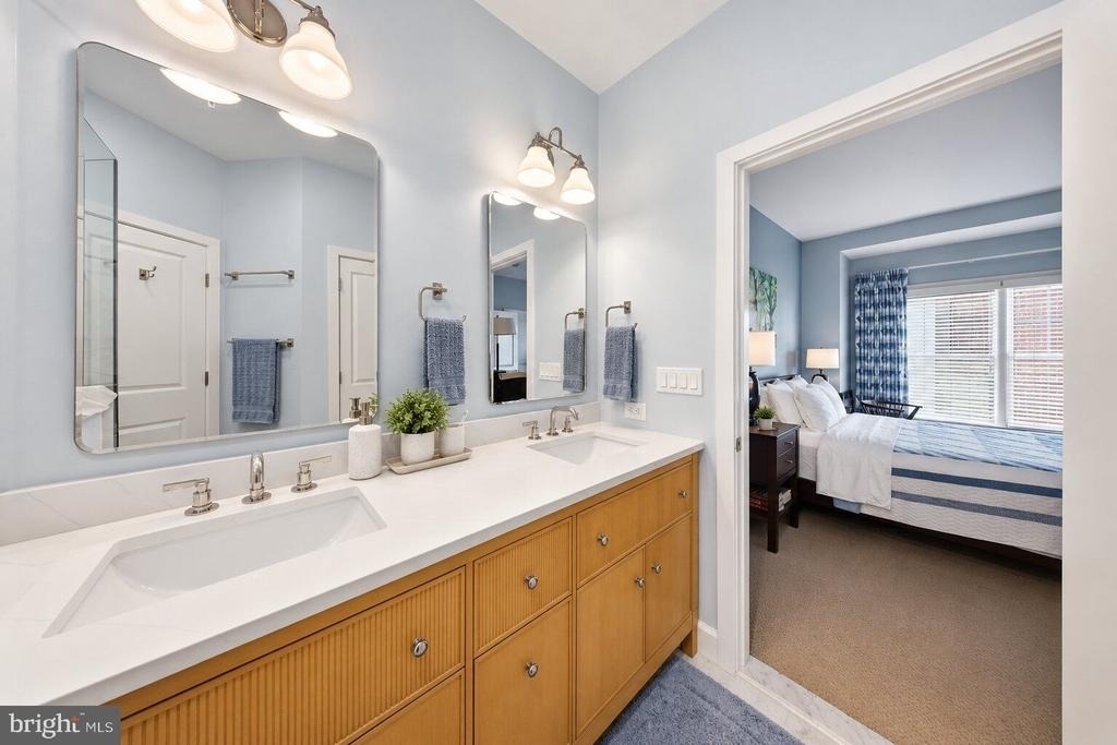 912 N Alfred Street - Photo 21