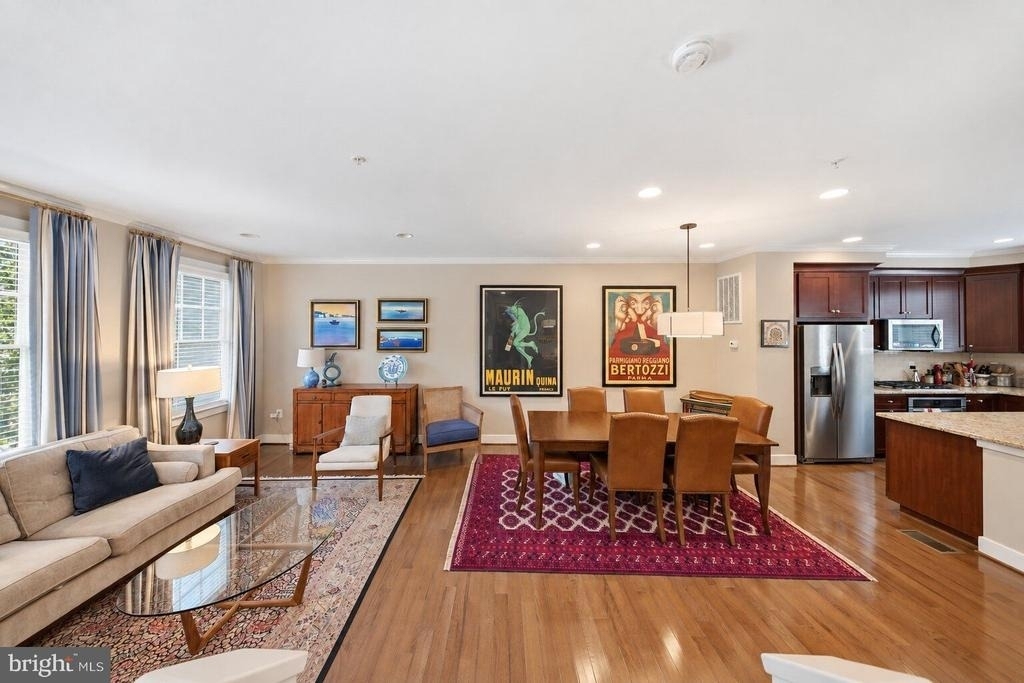 912 N Alfred Street - Photo 6