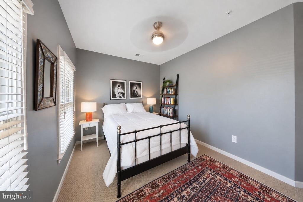 912 N Alfred Street - Photo 27