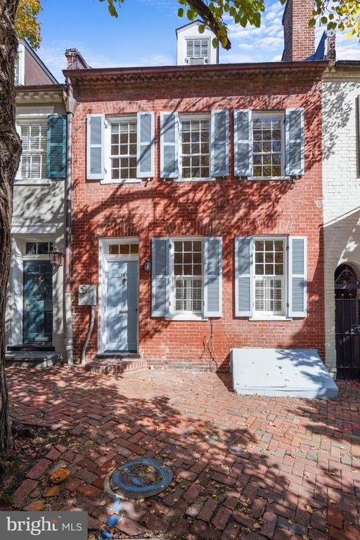 105 Prince Street - Photo 0
