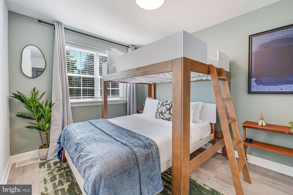 3107 Montrose Avenue - Photo 41