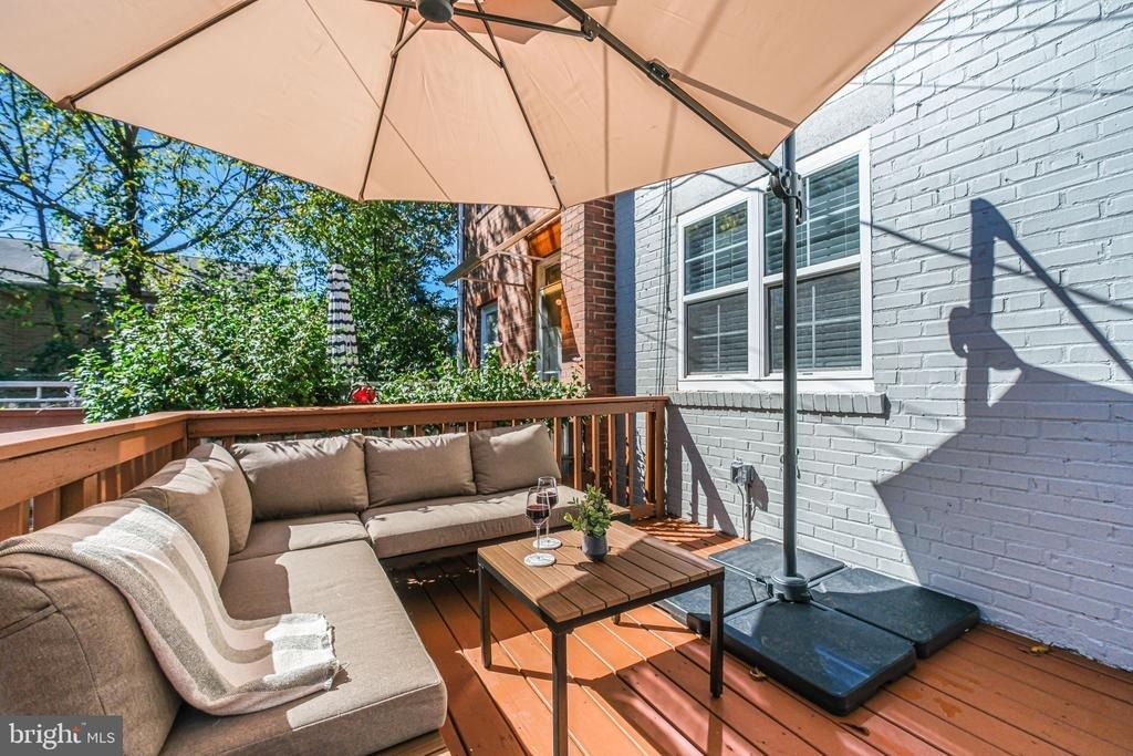 3107 Montrose Avenue - Photo 16