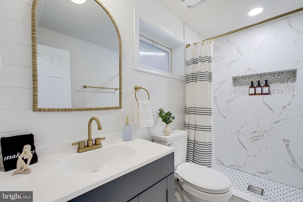 3107 Montrose Avenue - Photo 28
