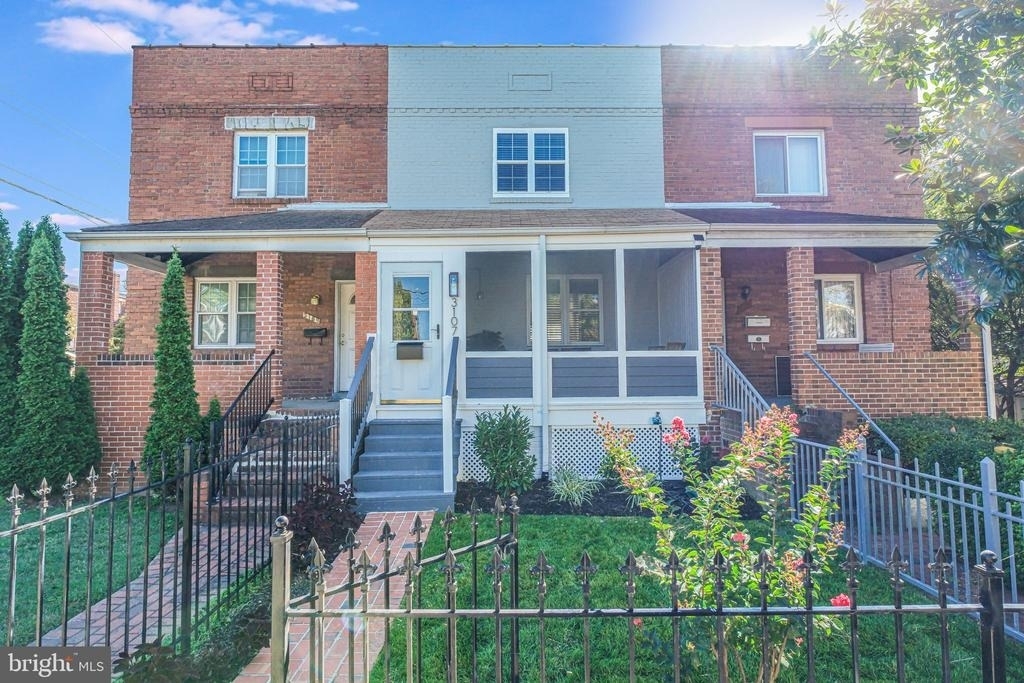 3107 Montrose Avenue - Photo 31
