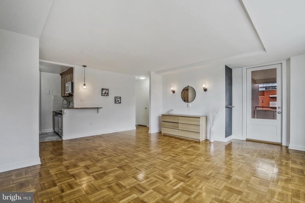 1111 Arlington Boulevard - Photo 41
