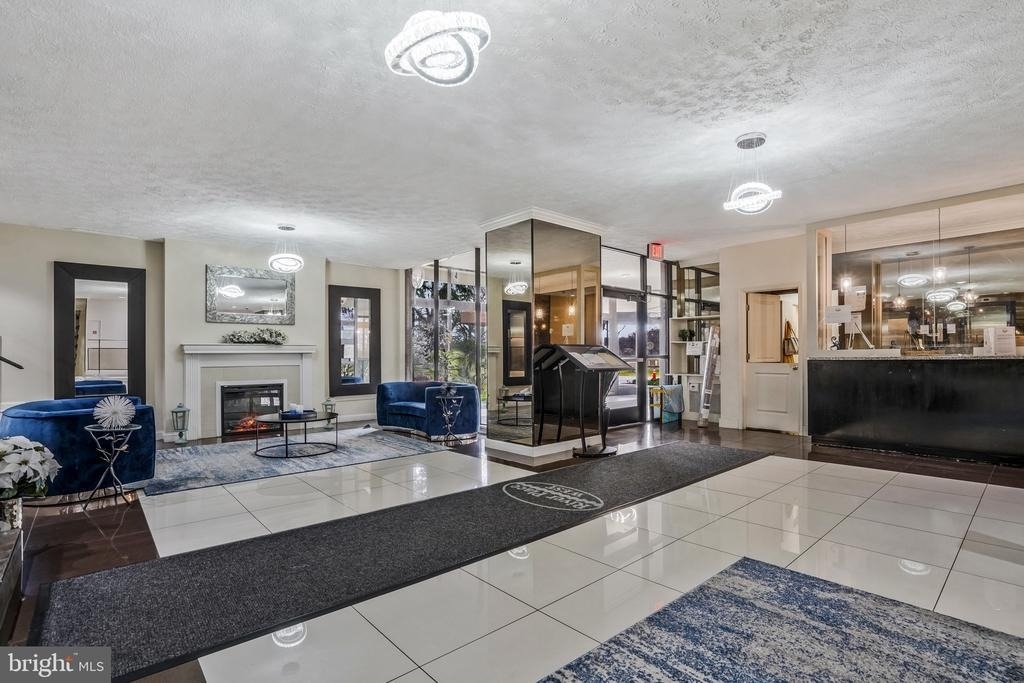 1111 Arlington Boulevard - Photo 37