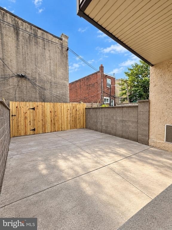 1946 S 21st Street - Photo 18