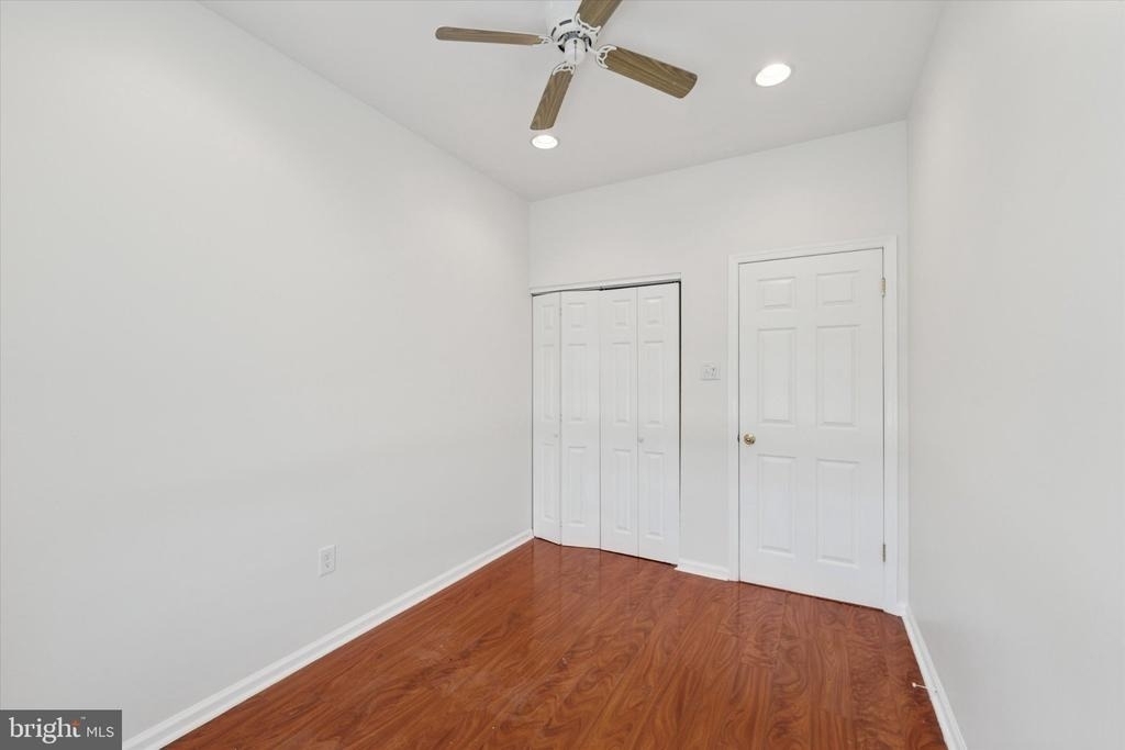 1050 E Montgomery Avenue - Photo 9