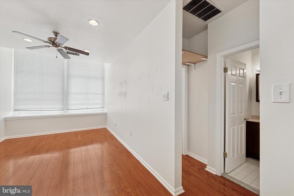 1050 E Montgomery Avenue - Photo 6