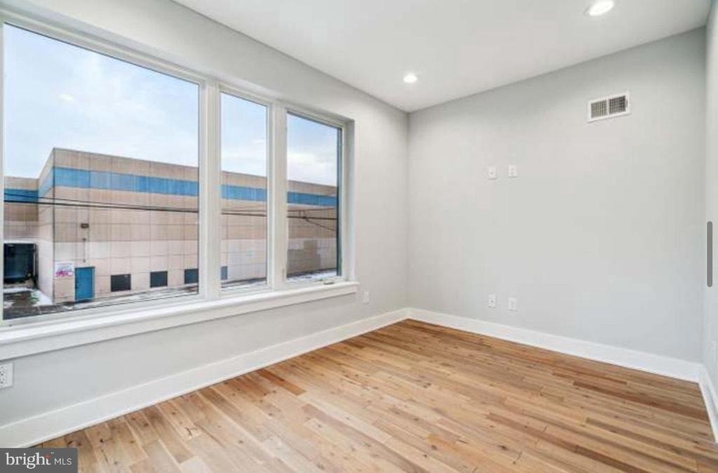 2612 Trenton Avenue - Photo 15