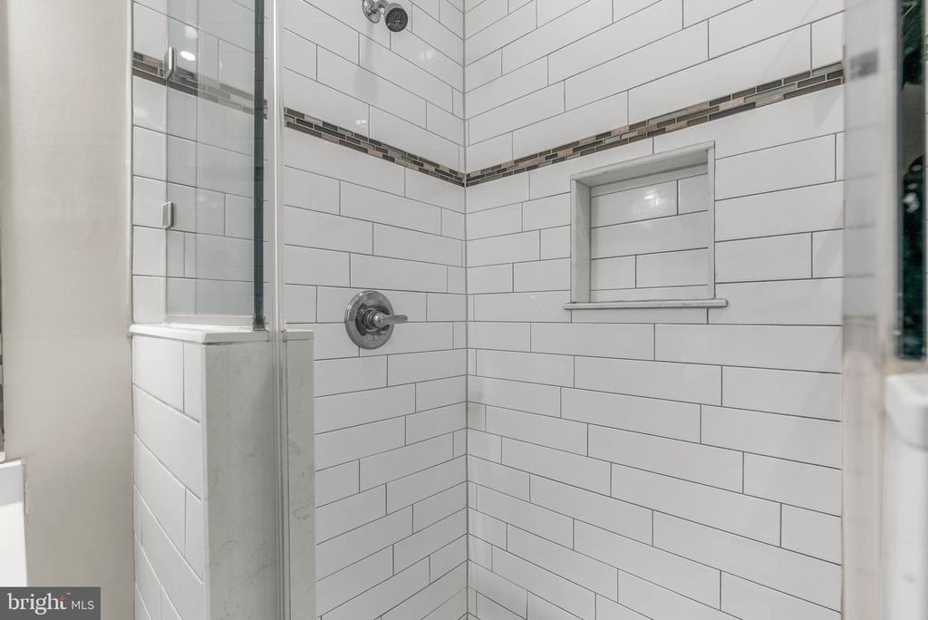 2114 Oakford Street - Photo 19