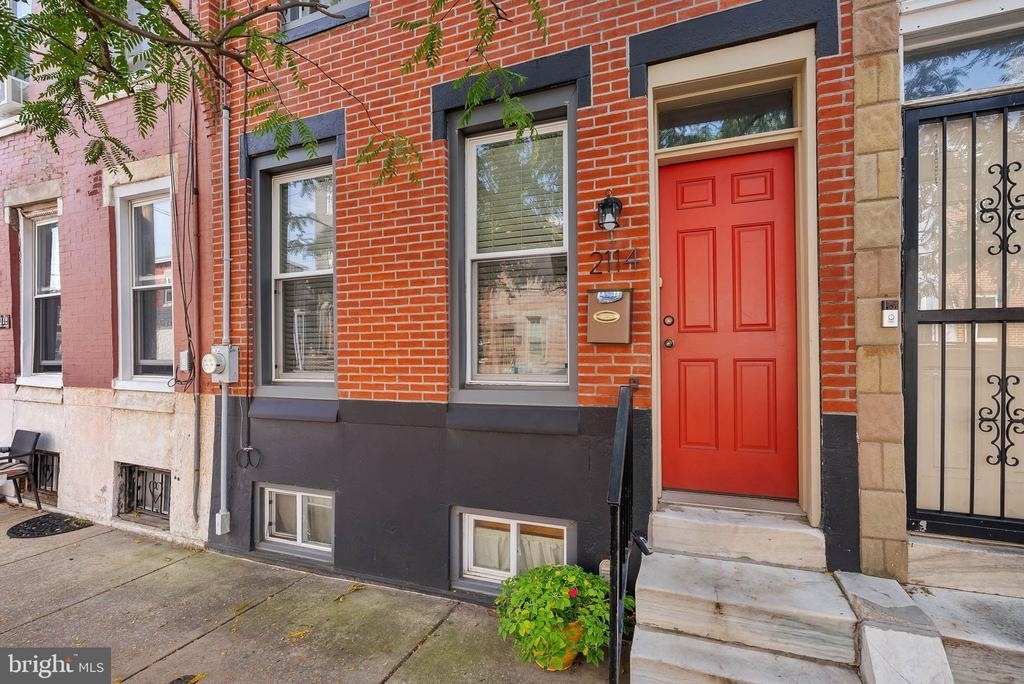 2114 Oakford Street - Photo 28