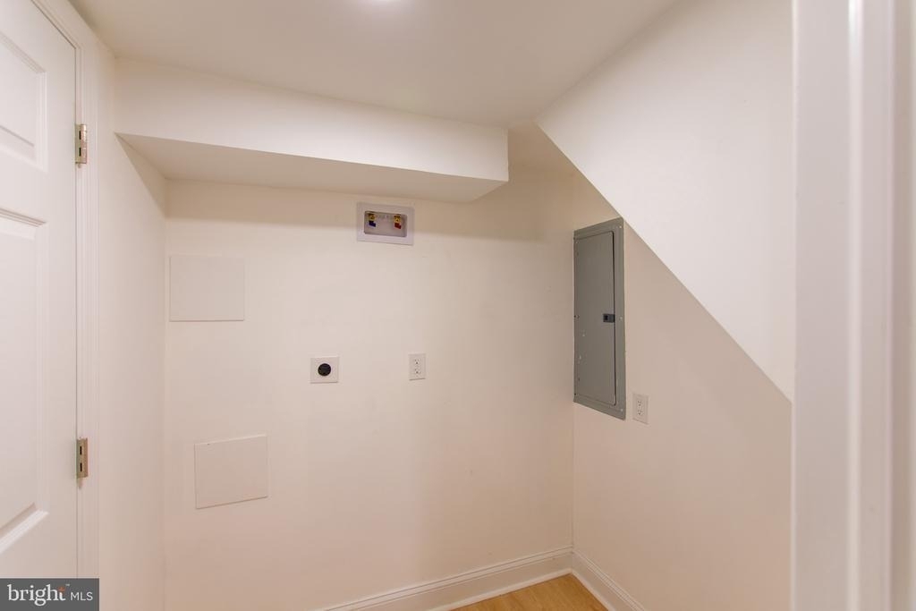 1542 S Bambrey Street - Photo 11