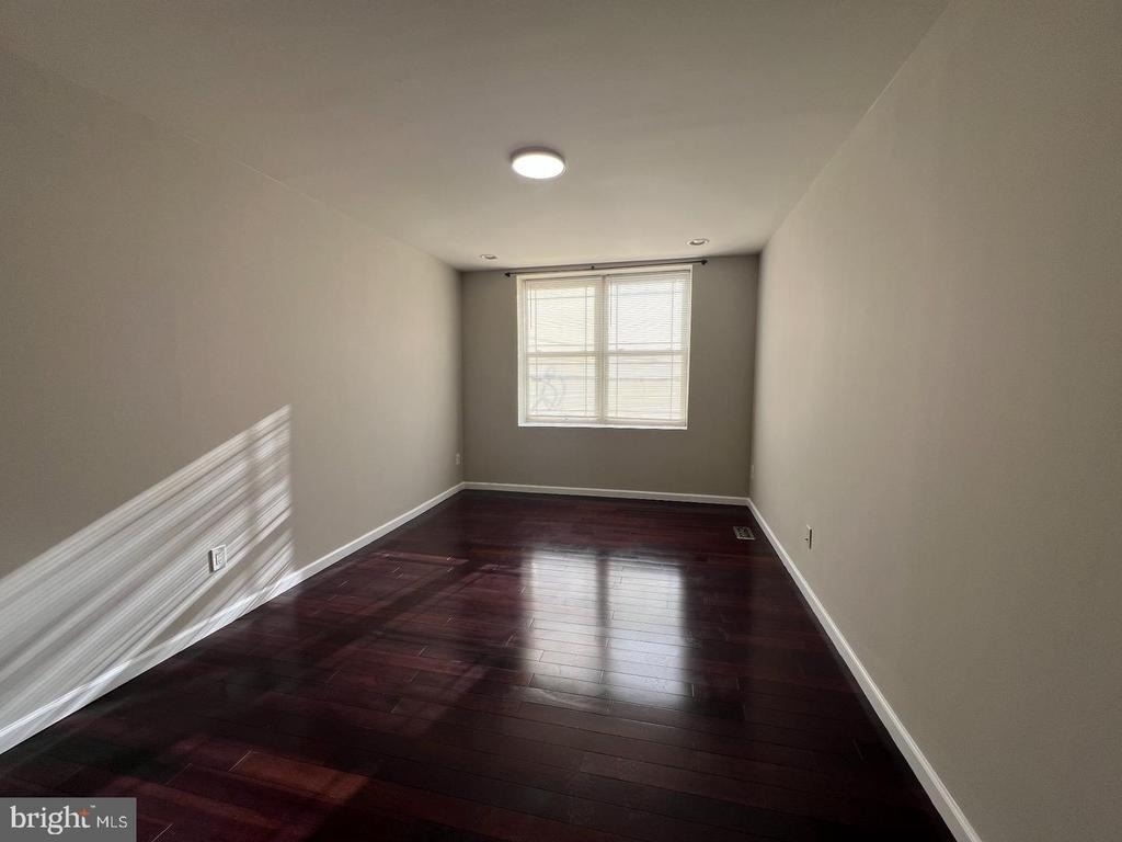 1302 N Randolph Street - Photo 8