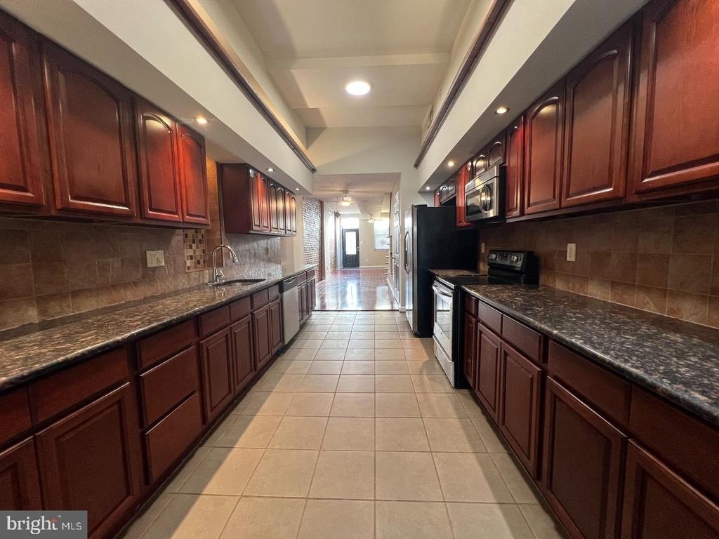 1302 N Randolph Street - Photo 1