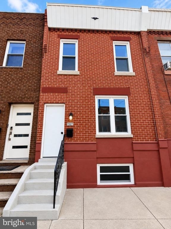 1527 S 29th Street - Photo 0