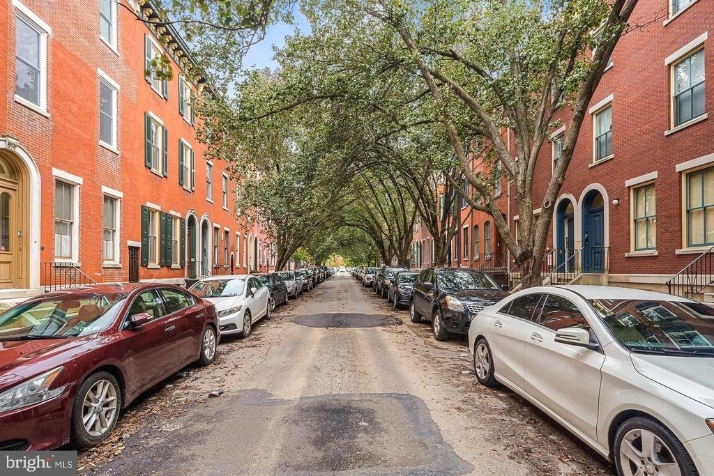 1704 Wallace Street - Photo 1
