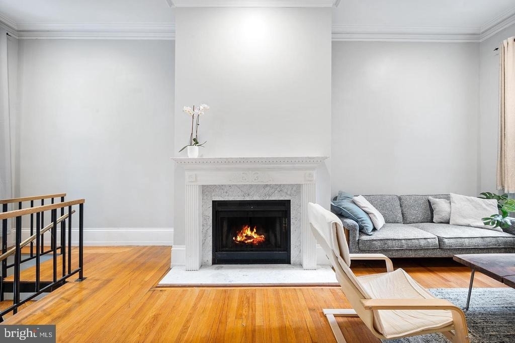 1704 Wallace Street - Photo 9