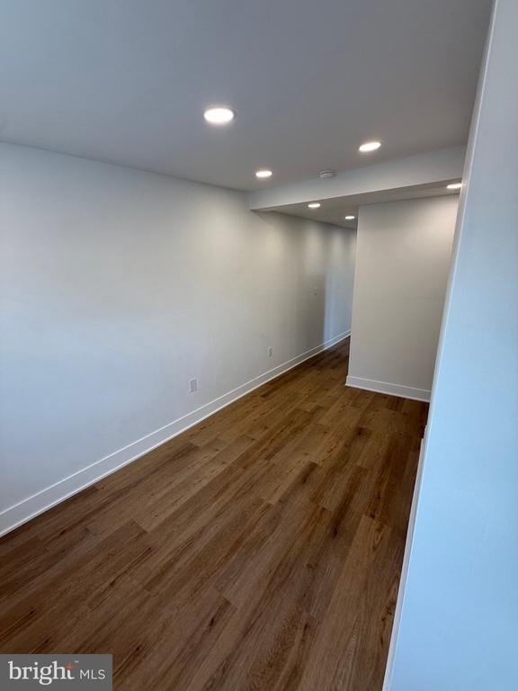 402 W Walnut Lane - Photo 5