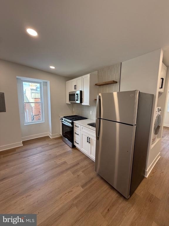 402 W Walnut Lane - Photo 0