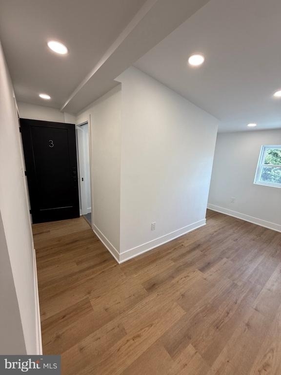 402 W Walnut Lane - Photo 7