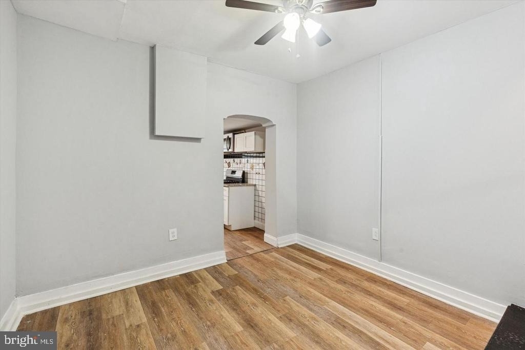 1825 E Harold Street - Photo 9