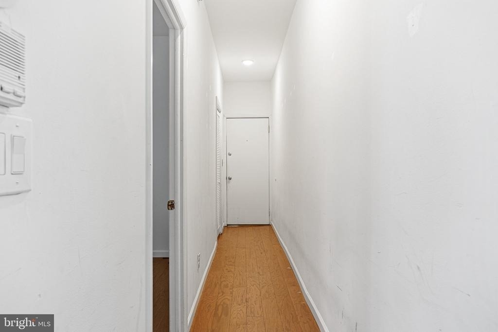 1917 Spring Garden Street - Photo 10