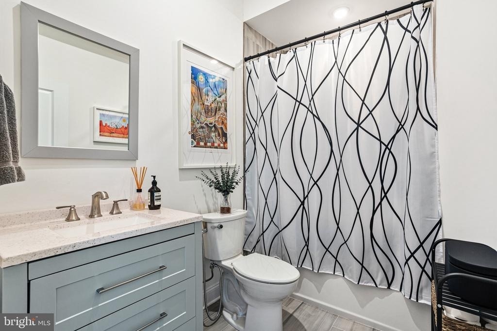 1432 N Franklin Street - Photo 9