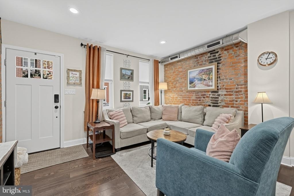 1842 Wilder Street - Photo 1