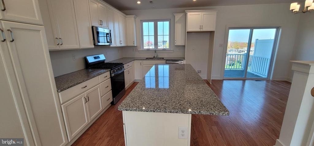121 Higher Rock Ct - Photo 8