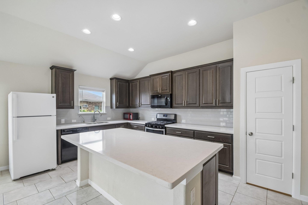 280 Rimrock Ct - Photo 7