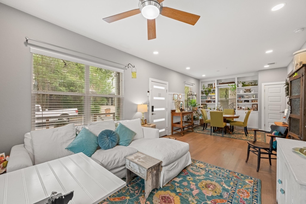 3403 King St - Photo 7