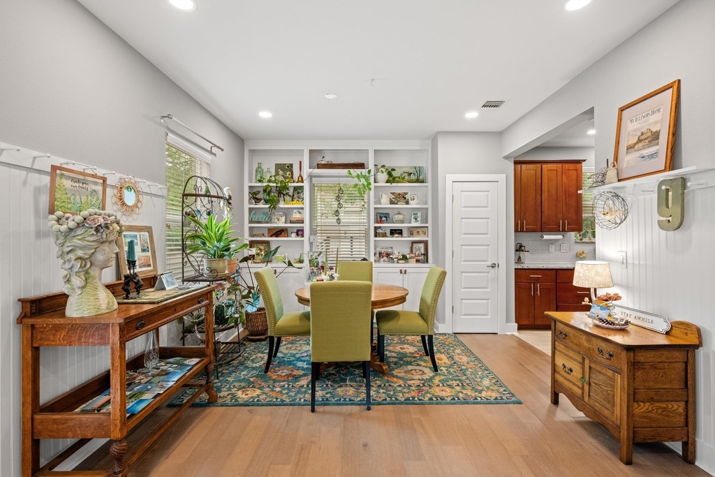 3403 King St - Photo 8