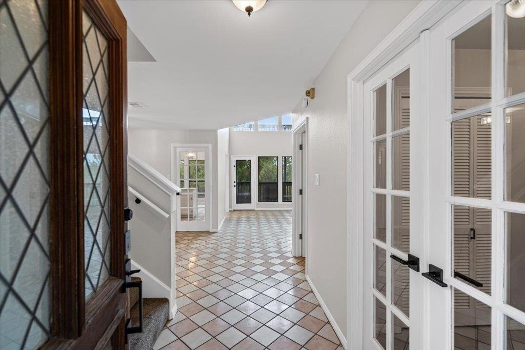 8800 Mariscal Canyon Dr - Photo 3