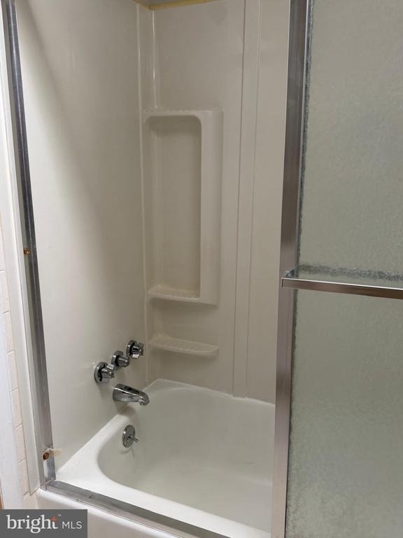 1404 Powell Road - Photo 15