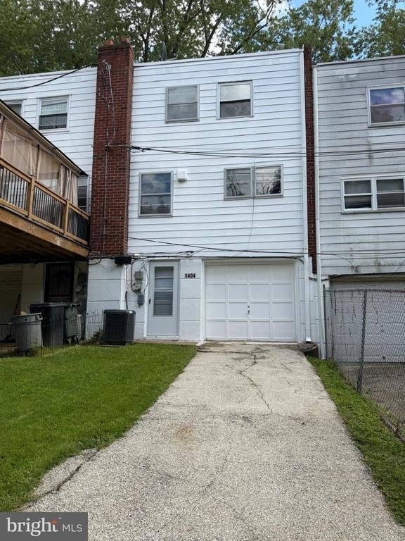 1404 Powell Road - Photo 18