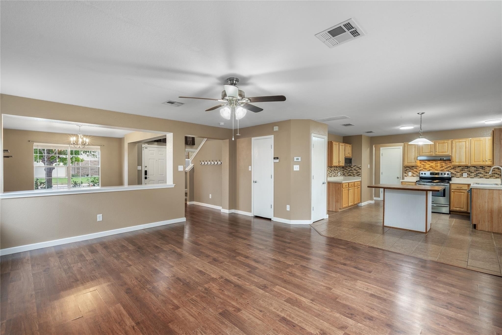 2609 Jason Dr - Photo 4