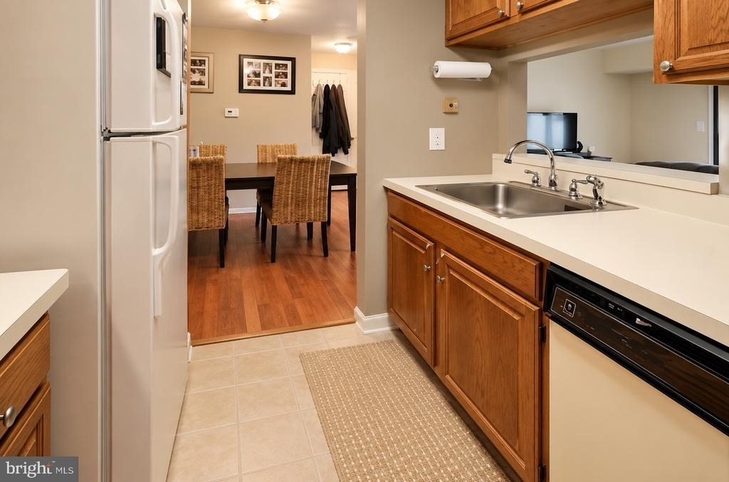 4912 Ravens Crest Drive - Photo 6