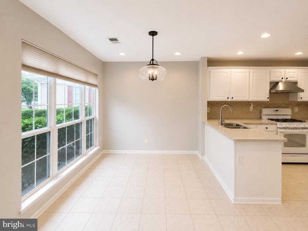141 Coburn Road - Photo 5