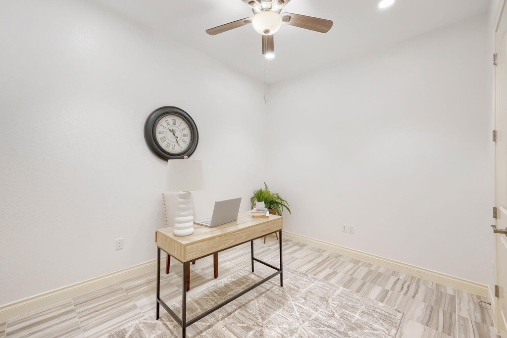 104 Bella Toscana Ave - Photo 8