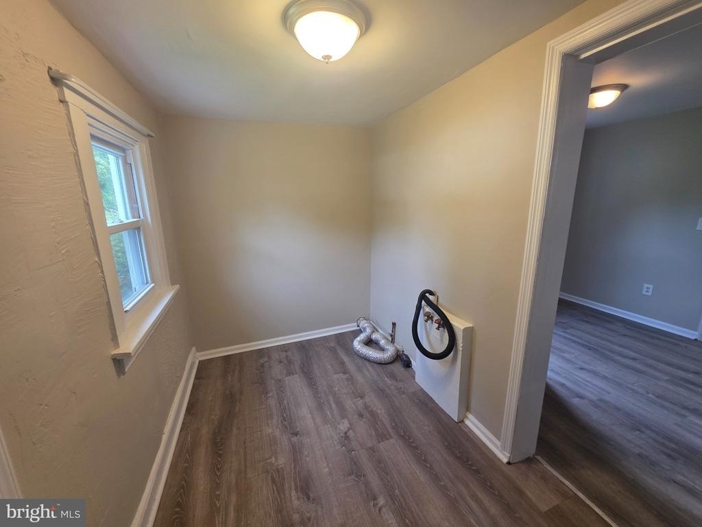 119 W Washington Street - Photo 7