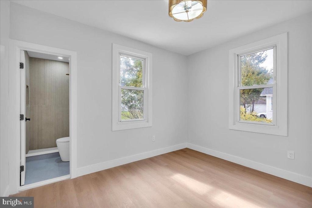 126 Kings Highway - Photo 13