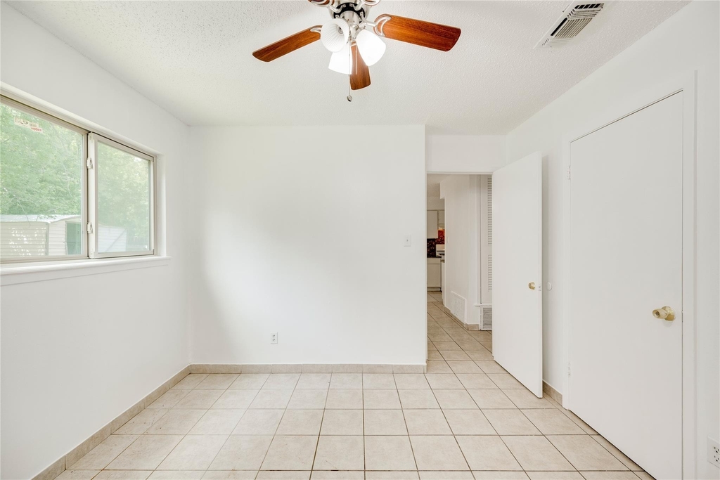 9502 North Creek Dr - Photo 14