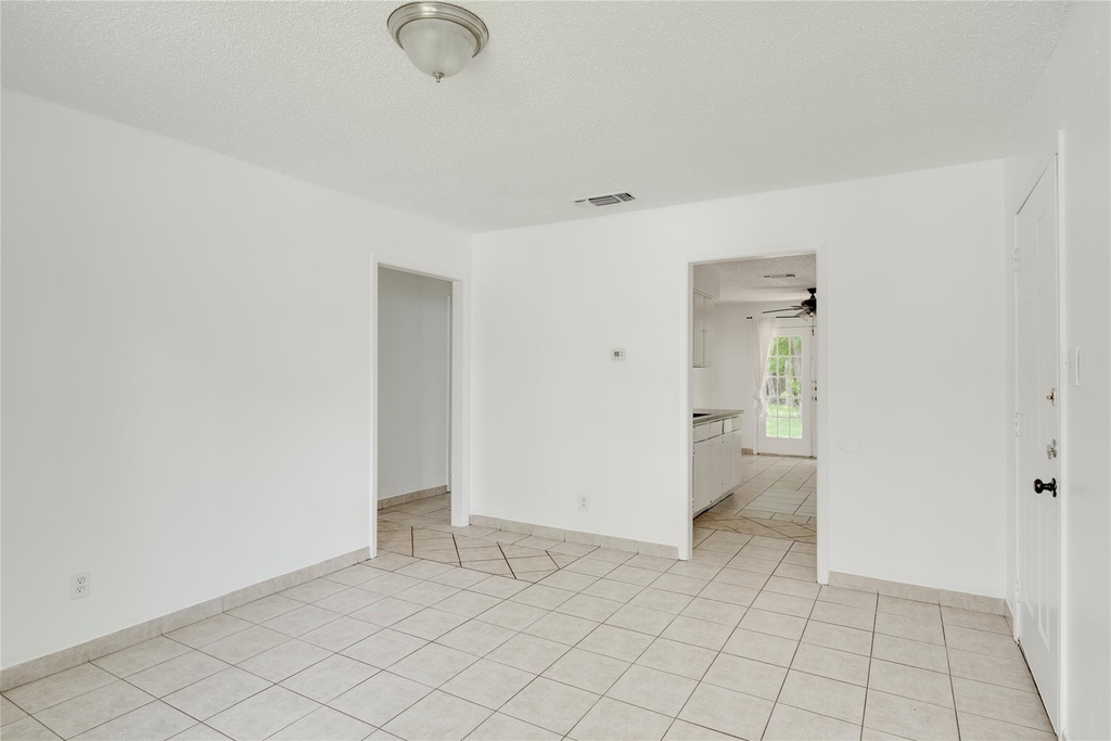 9502 North Creek Dr - Photo 16